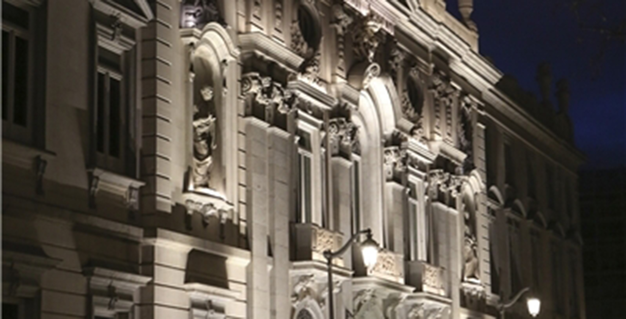 Iberdrola revitaliza el Palacio del Tribunal Supremo de Madrid con una novedosa iluminación externa