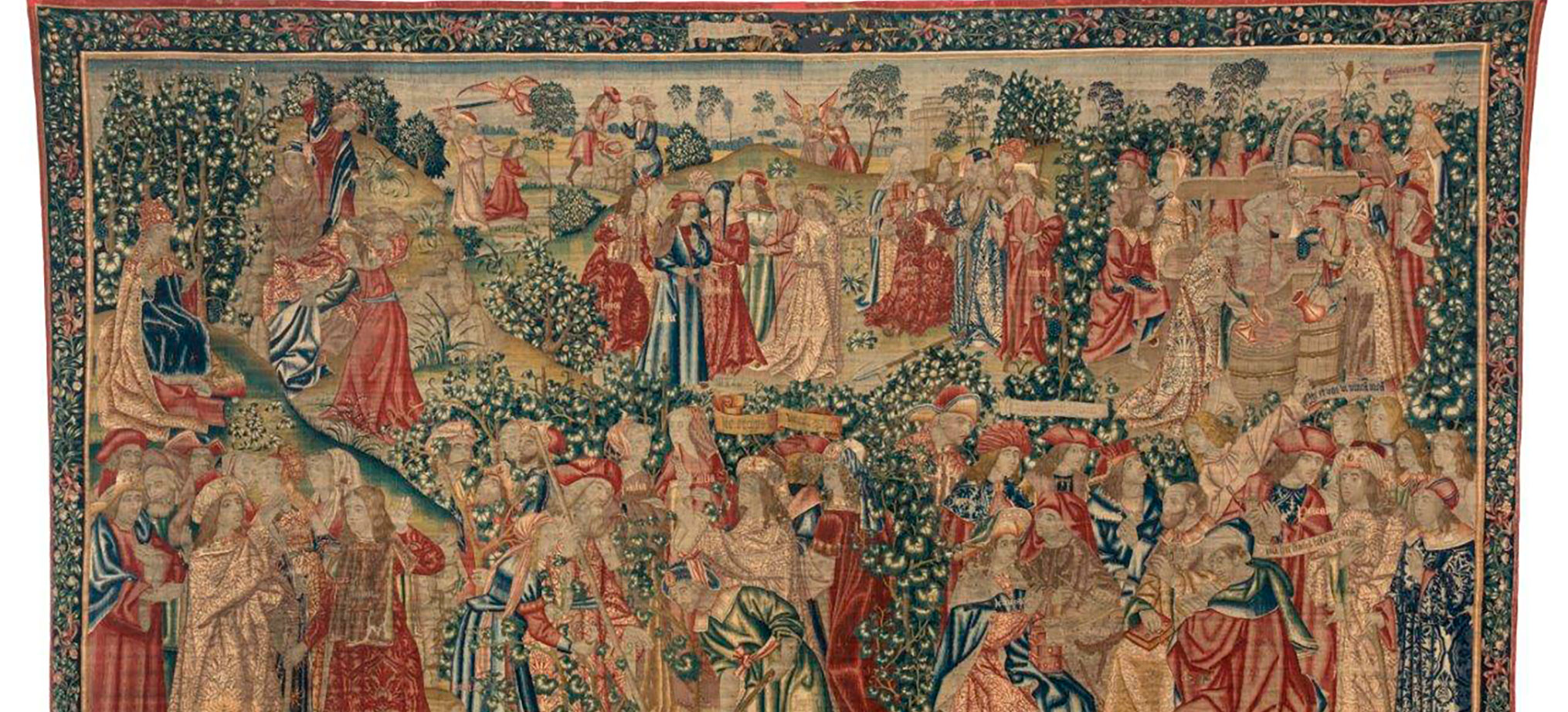 Iberdrola inaugura la exposición de la restauración de los tapices del Colegio del Patriarca 